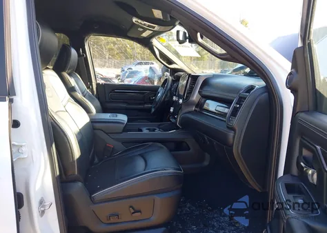 2022 Ram 2500 Power Wagon 4X4 6'4 Box z USA, uszkodzony, nr VIN 3C6TR5EJ6NG125306